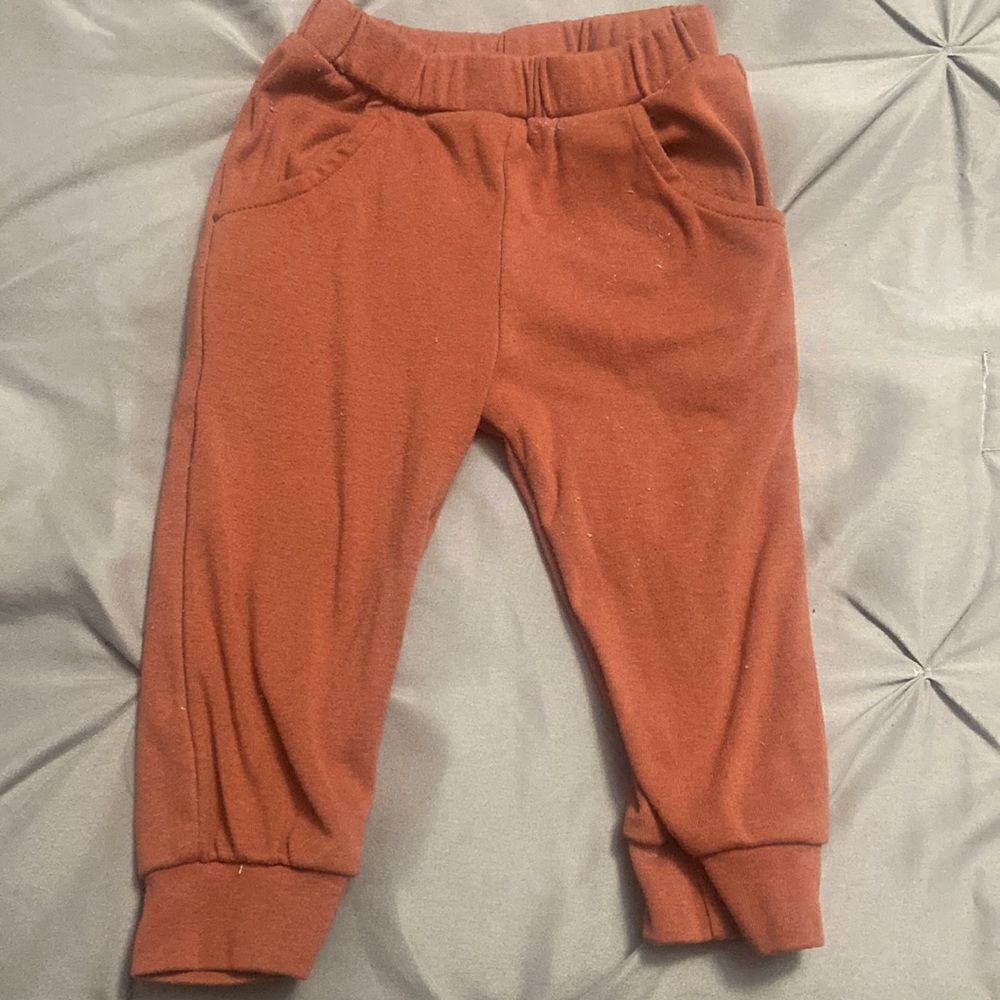 6 piece lot  - Picture 2 of 7